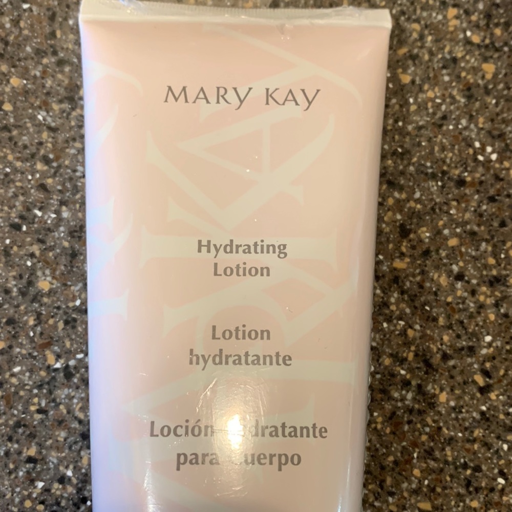 Mary Kay hydrating lotion